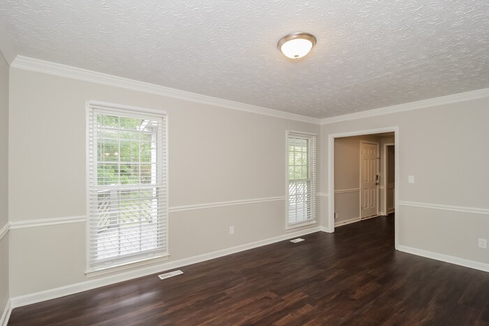 Building Photo - 4296 Alison Jane Dr NE