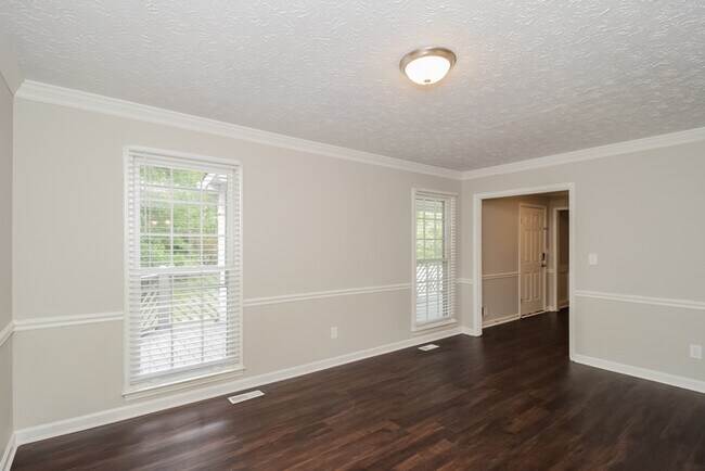Building Photo - Charming 3-Bedroom Home in Great Location