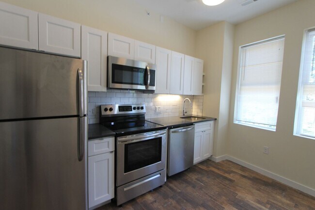 Building Photo - 7110 Germantown Ave