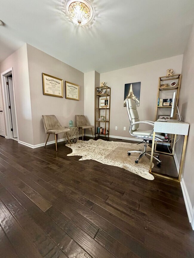 Building Photo - Stunning 3-Bed/3-Bath Home in Providence Reserve. Available September 1st!