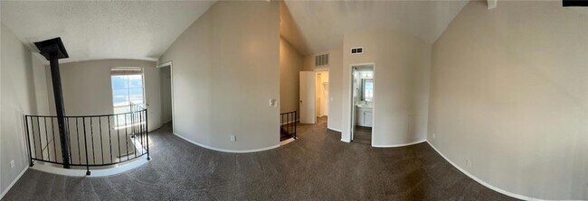 Building Photo - 401 NW 24th St