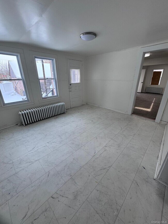 Building Photo - 20 Sycamore St