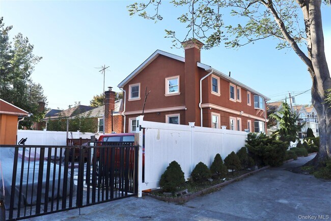 Building Photo - 3270 Lafayette Ave