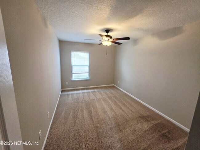 Building Photo - 474 Shetland Dr