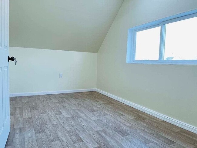 Building Photo - 2621 Edwin St