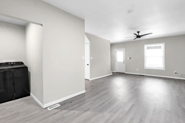 Building Photo - 601 Southwood Ave