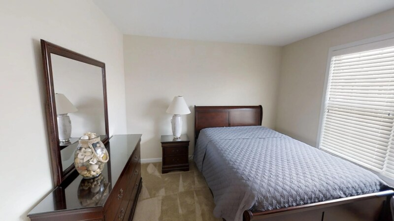 Building Photo - 347 Family Lodge Dr