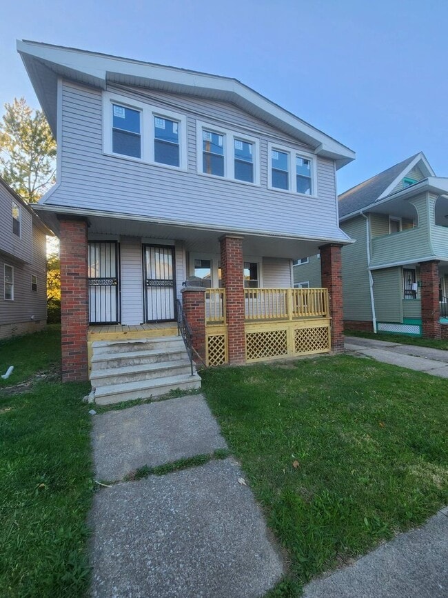 Primary Photo - 3658 E 143rd St