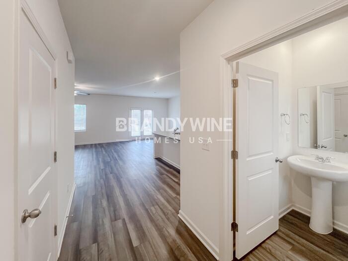 Building Photo - 74 Otway Lp