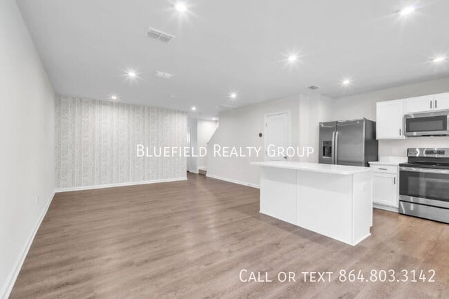 Building Photo - 158 Sarnesfield Wy