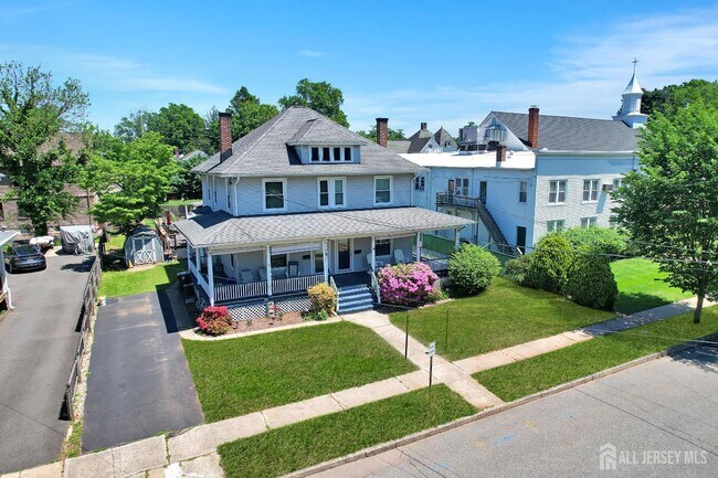 Building Photo - 314-316-316 Park Pl