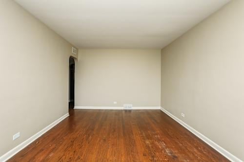 Building Photo - 10117 S California Ave