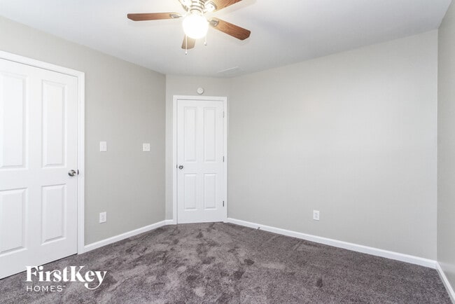 Building Photo - 6286 Forest View Ct