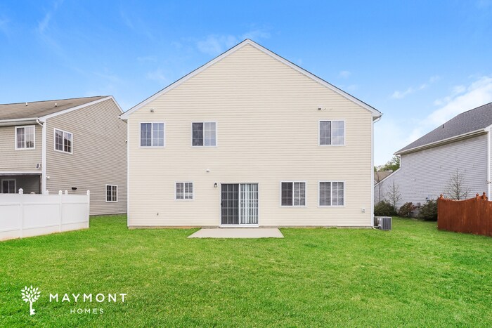 Building Photo - 5014 Emberly Dr