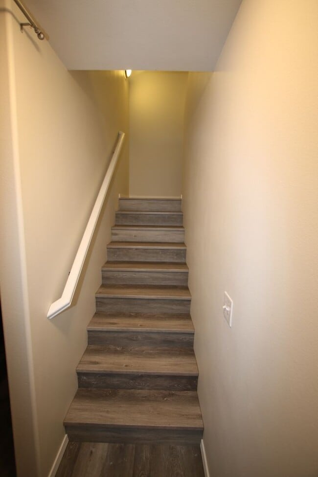 Building Photo - 3 Bedroom Condo in East Anchorage!