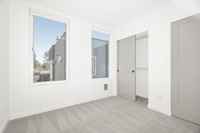 Building Photo - 8823 9th Ave SW