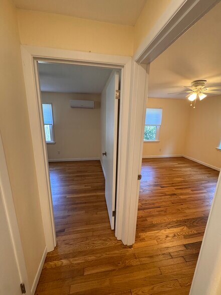Building Photo - 47 Ashwood Cir