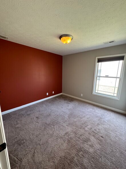 Building Photo - 2835 Atlas Dr