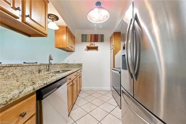 Building Photo - 117 Roane Dr