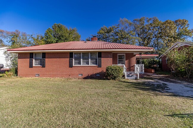 Primary Photo - Brick Home For Rent in Goldsboro! 3 Bedroo...