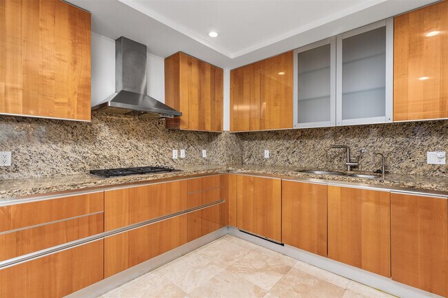 Building Photo - 45 Hendricks Isle