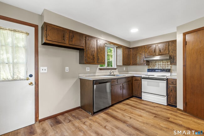 Building Photo - 45 Byram Terrace Dr