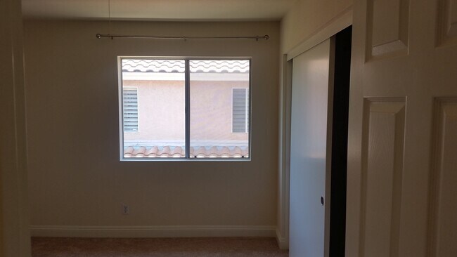 Building Photo - 1437 Green Oak Rd