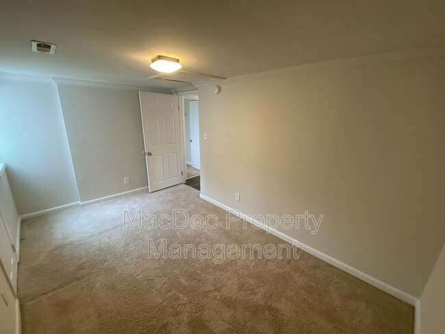 Building Photo - 5472 Riverview Dr