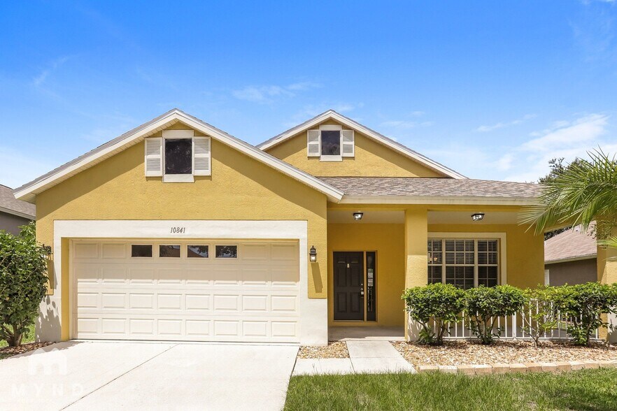 Primary Photo - 10841 Newbridge Dr
