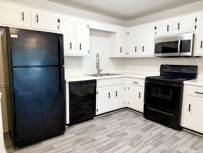 Building Photo - 402 Jack Miller Blvd