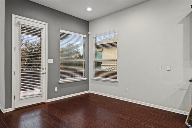 Building Photo - 811 Wilson Ranch Pl