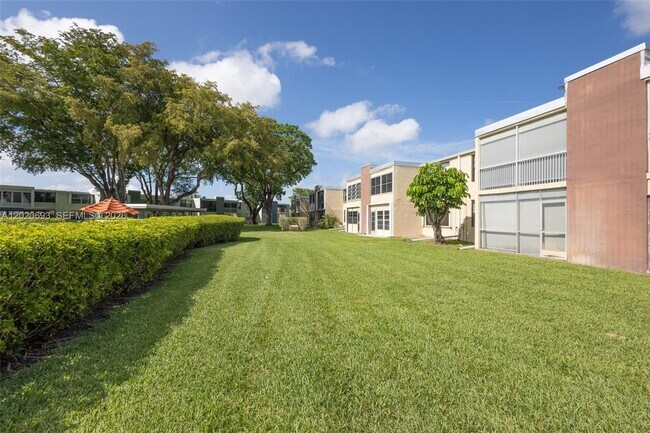 Building Photo - 7350 NW 18th St