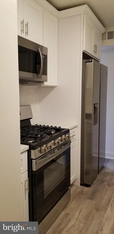 Building Photo - 3320 Hewitt Ave