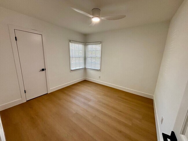 Building Photo - Newly Renovated 3 Bed/1 Bath- Allied Gardens