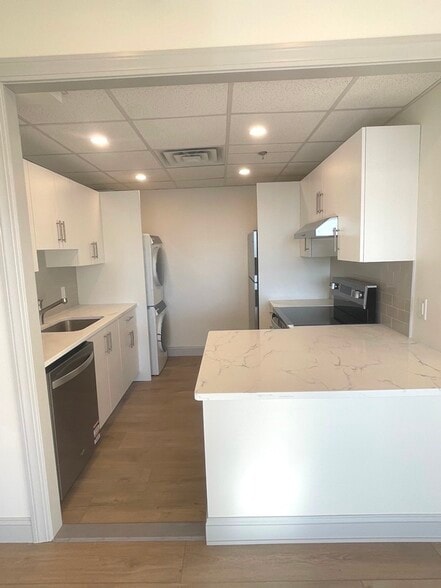 Building Photo - 475 MA-2