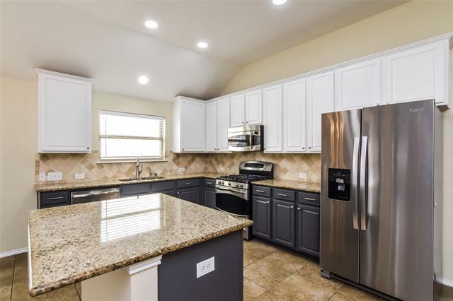 Building Photo - 9409 Caliente Dr