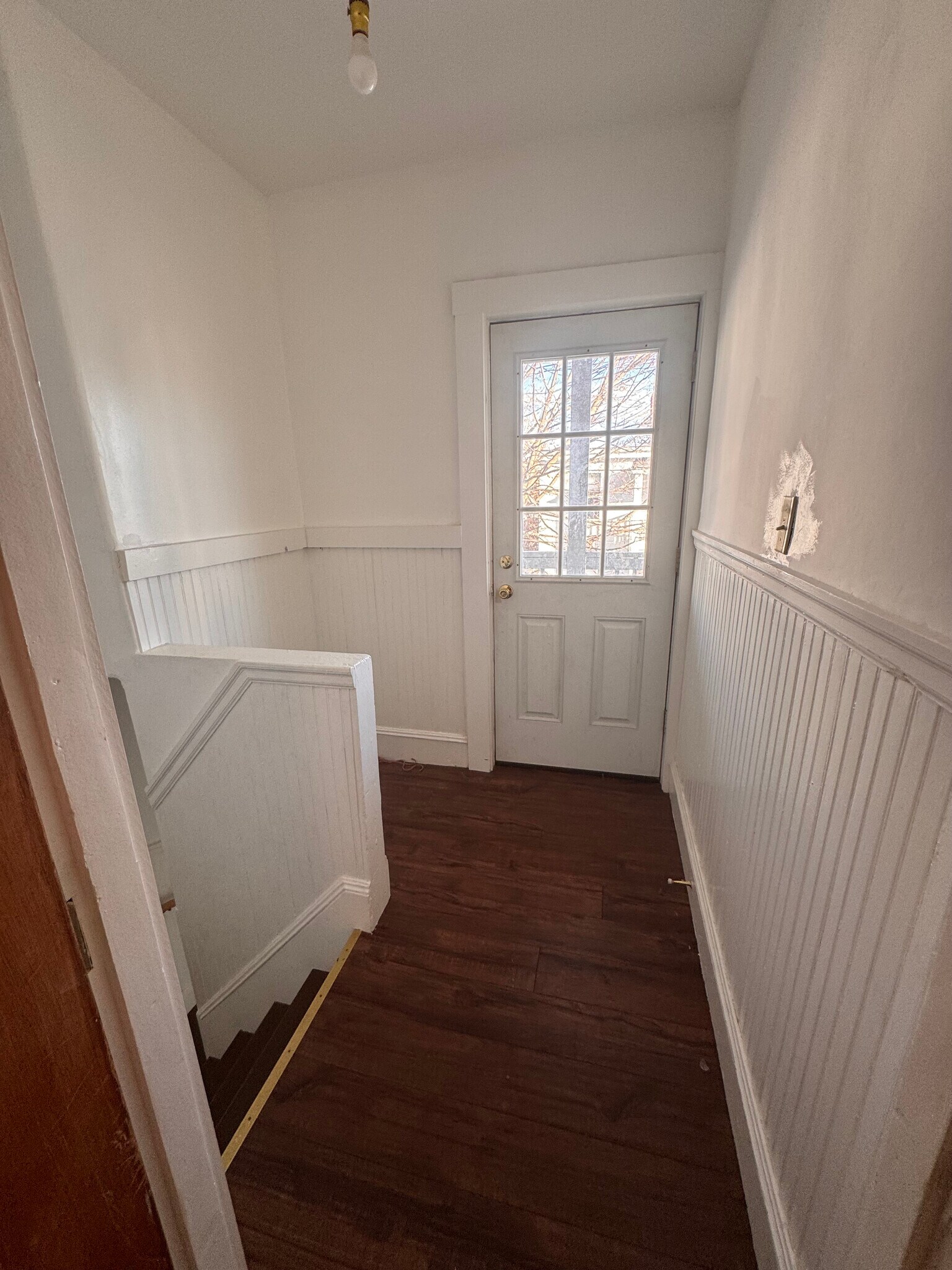 back ha;; - 197 Sheridan Ave