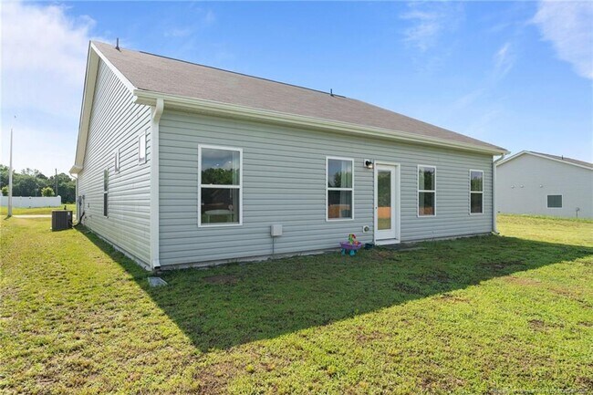 Building Photo - 41 Liam Dr