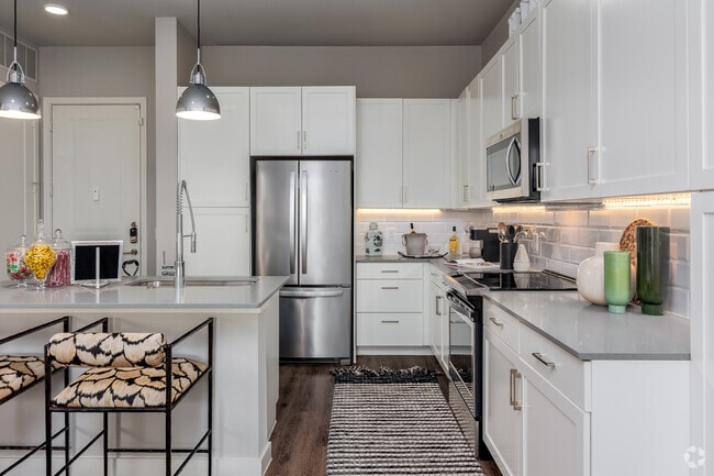 Interior Photo - Kinstead