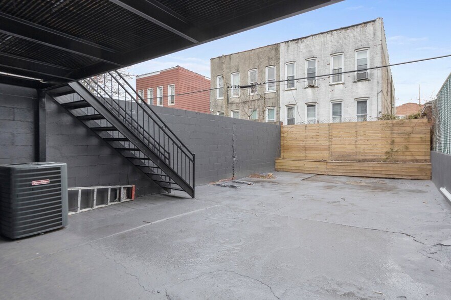 Building Photo - 432 Atkins Ave