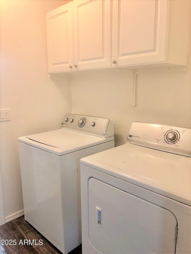 Building Photo - 6703 E San Tan Way