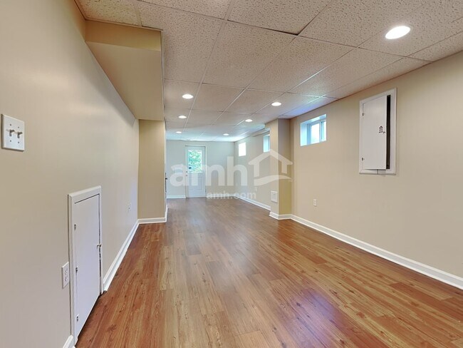 Building Photo - 132 Hitching Post Pl