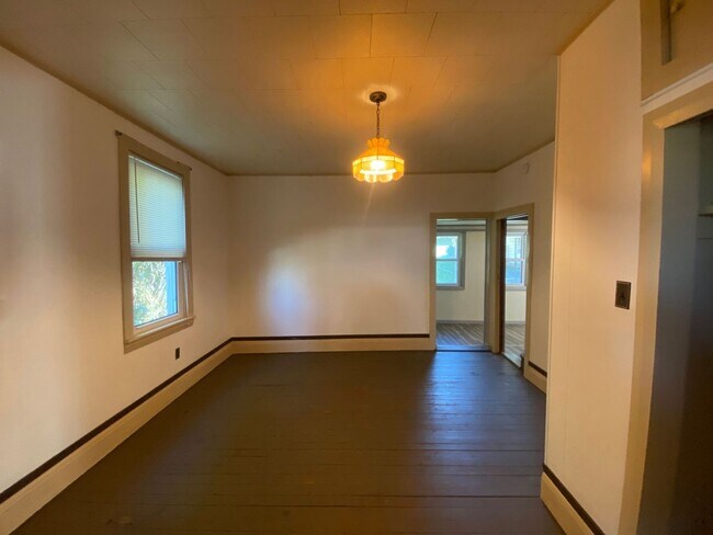 Building Photo - Your New Home in Dallastown!!