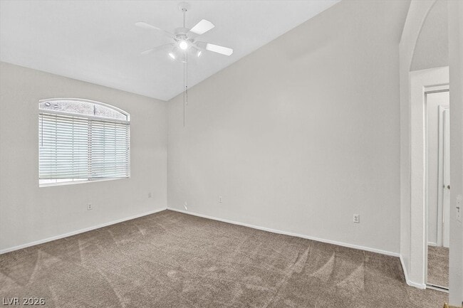 Building Photo - 75 N Valle Verde Dr