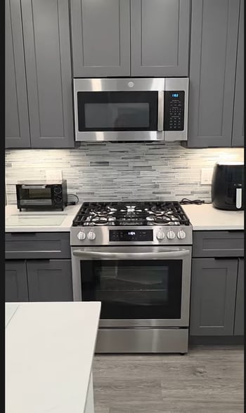 toaster oven, range, microwave, and air fryer - 27 Booth St