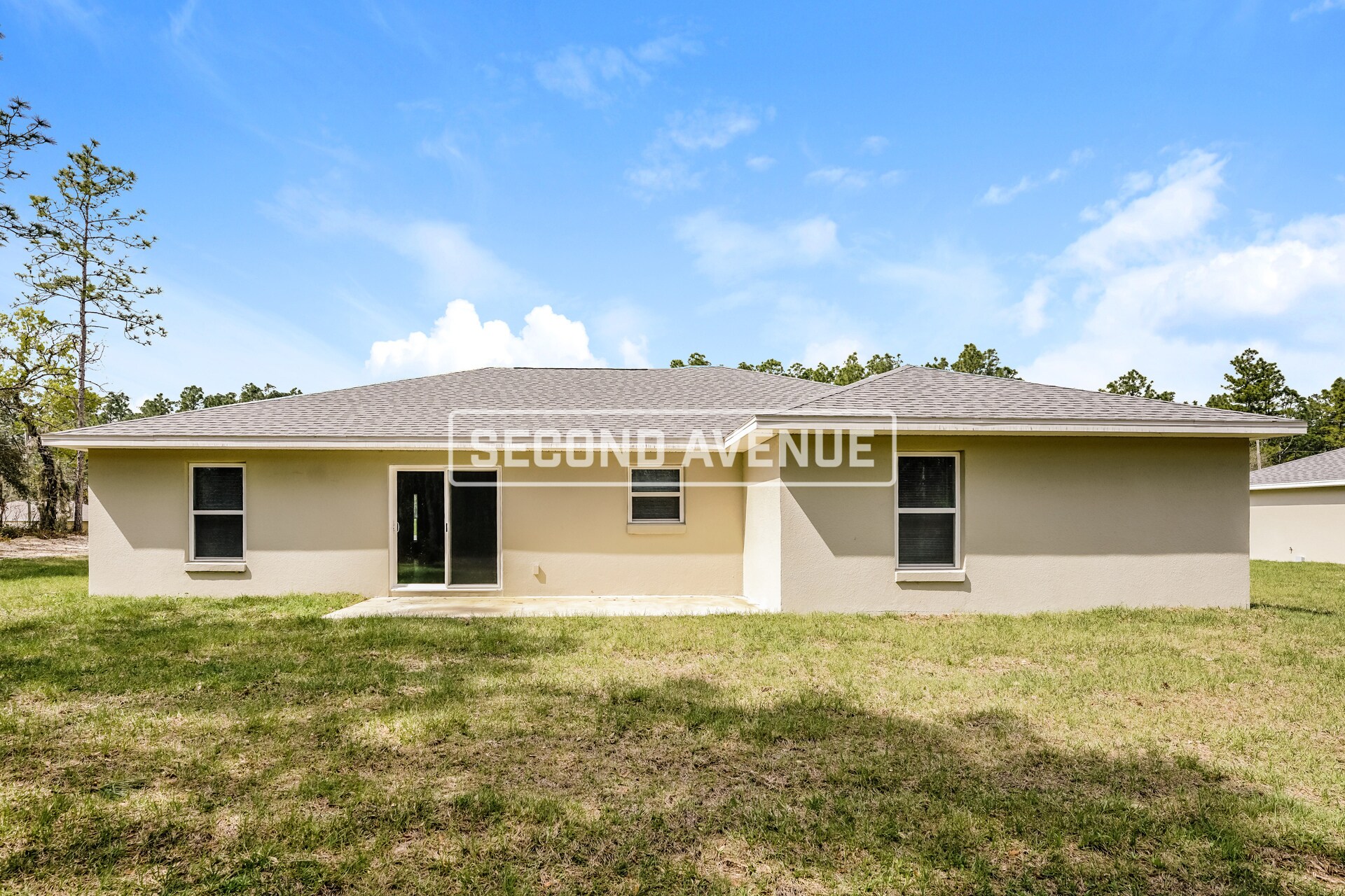 Building Photo - 825 Marion Oaks Manor