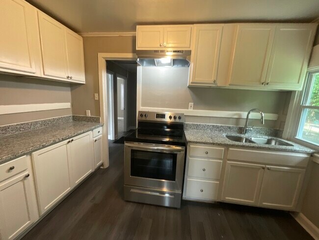 Building Photo - Charming 2 bedroom home in Macon!