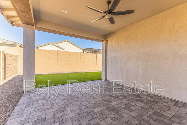 Building Photo - 20108 W Montecito Ave