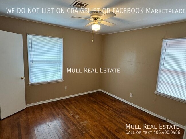 Building Photo - 1302 Carlisle Ct