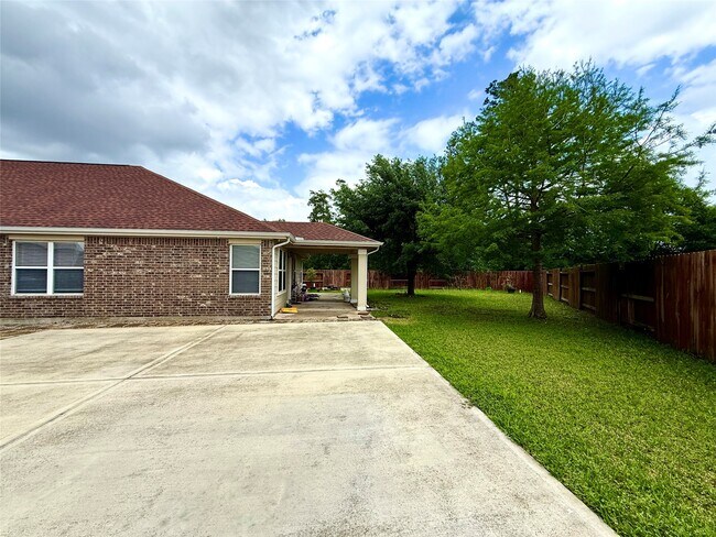 Building Photo - 15906 Arapaho Bend Ln